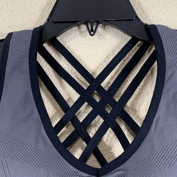 Gray Sports Bra size L - Picture 4 of 8